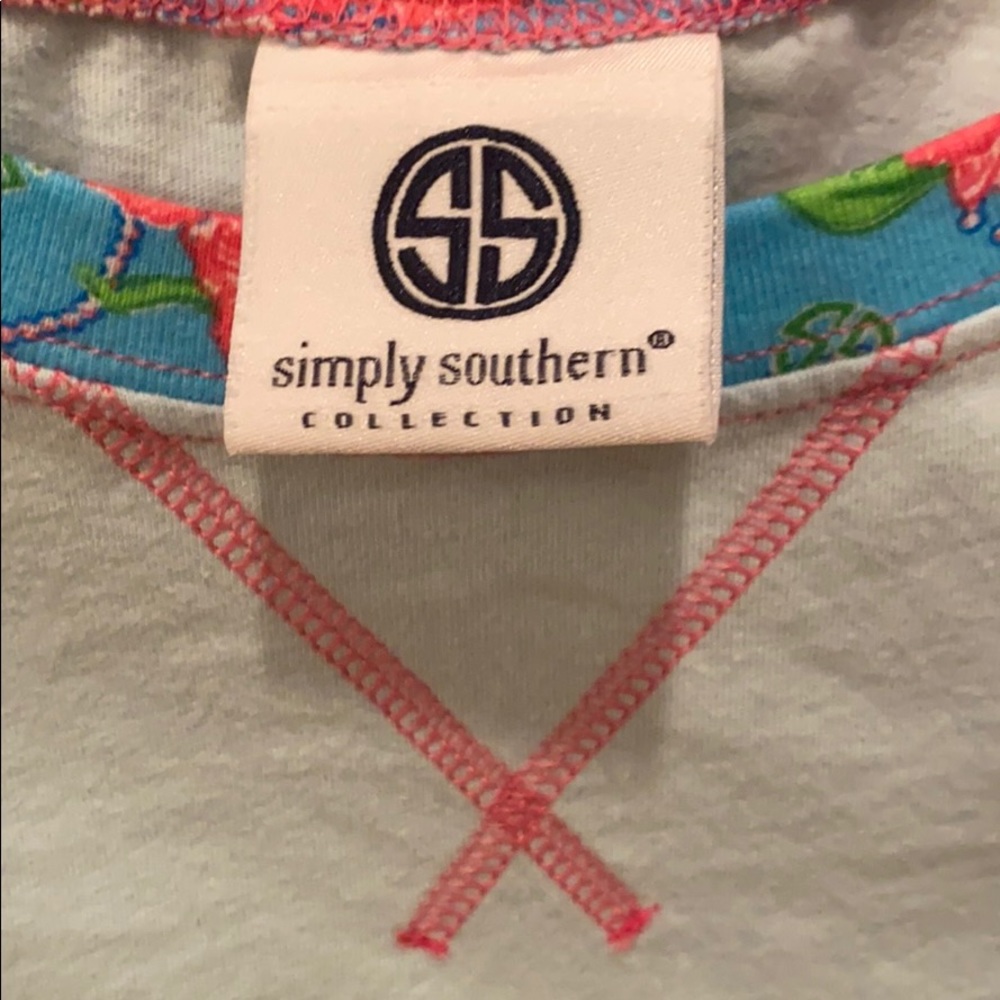 Simply Southern Raglan fitted Top - Picture 2 of 7